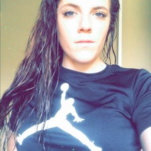 Meet your Posher, Jade